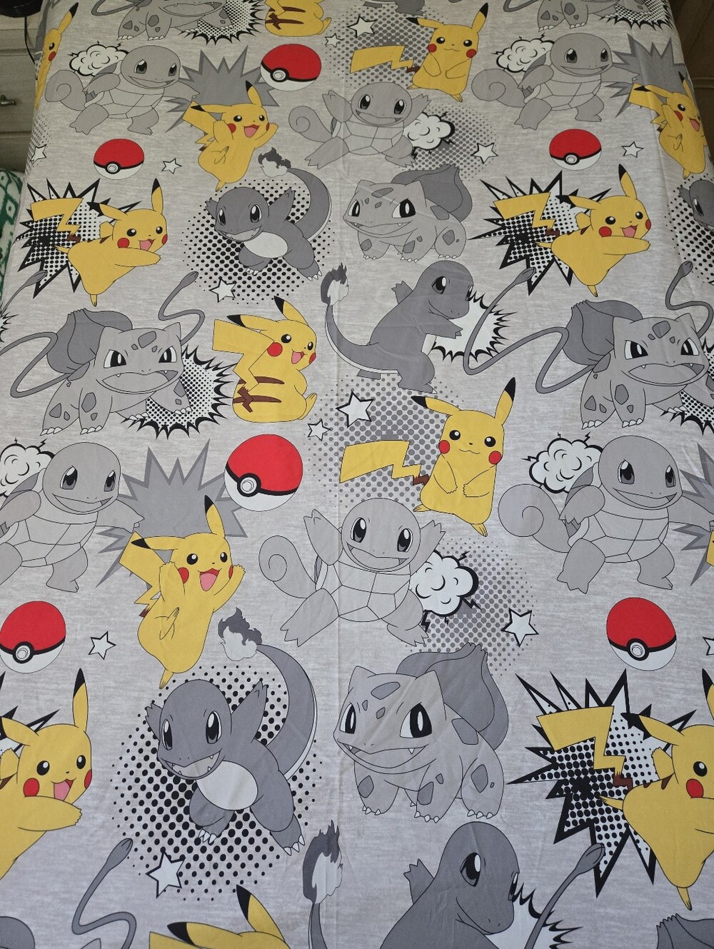 Pokémon twin flat sheet EUC Pikachu bed sheet